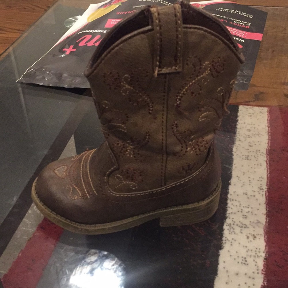 Girls cowboy boots